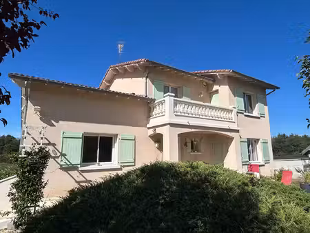 achat maison 9 pièces 162m² peschadoires 63920