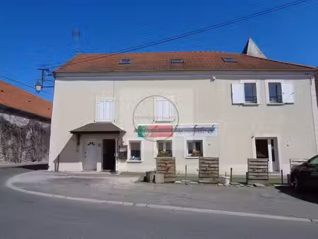 prestigieux immeuble de rapport en vente à claye-souilly  france