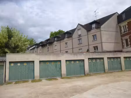 location parking epernon 28230