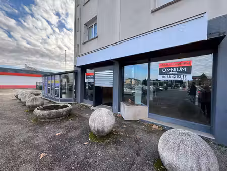 location local commercial 229m² charvieu chavagneux 38230