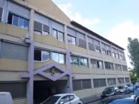 location local professionnel 47m² lyon 9ème
