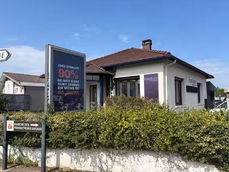 location local commercial 81m² meyzieu 69330