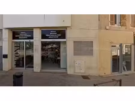 location local commercial 130m² pierre benite 69310