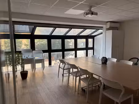 location local professionnel 162m² villeurbanne 69100