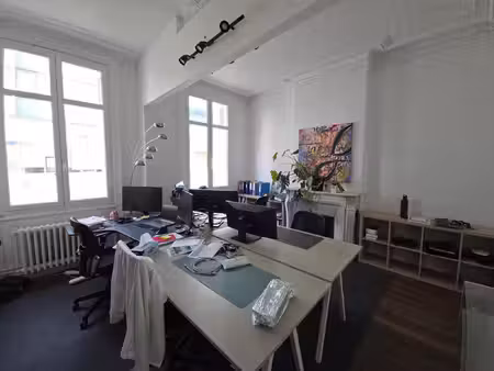 location local professionnel 117m² tours 37000
