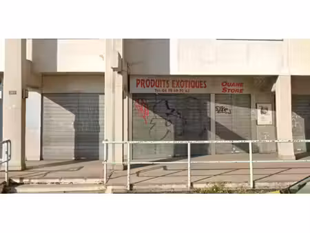 location local commercial 92m² decines charpieu 69150