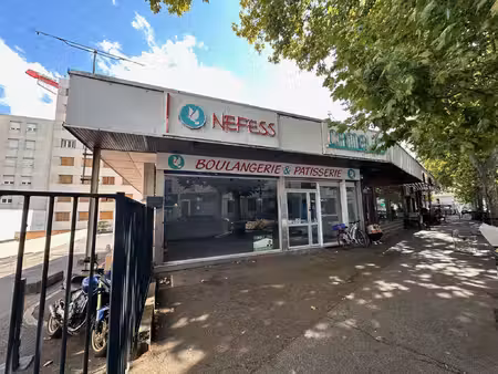 location local commercial 430m² villeurbanne 69100