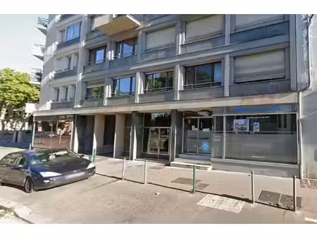 location local professionnel 108m² lyon 6ème