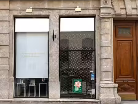 location local commercial 43m²