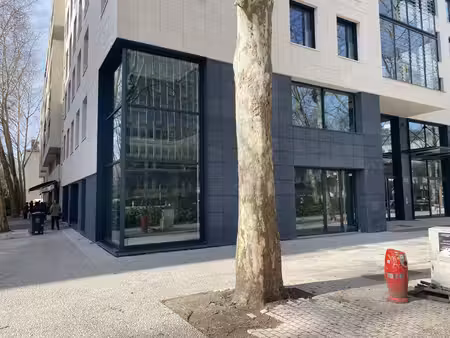location local commercial 126m² lyon 3ème