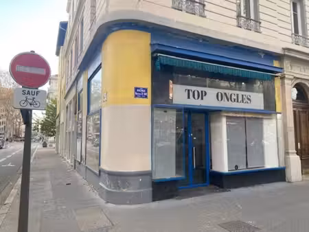 location local commercial 66m² lyon 3ème