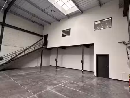 location local commercial 1 pièce