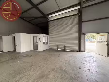 location local commercial 1 pièce
