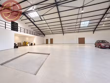 location local commercial 1 pièce