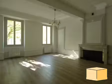 location appartement 3 pièces 72m² belley 01300