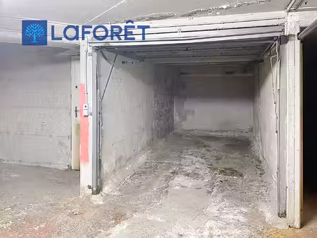 garage