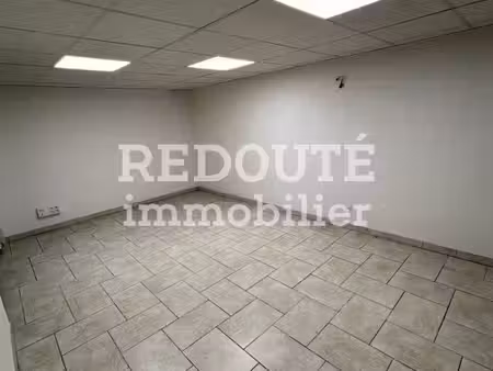location commerce reims 51100 144m²