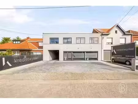 surface commerciale à vendre à brugsesteenweg 156 kuurne (rbx04871)