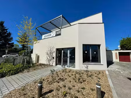 location bureaux angers 49000 87m² à 300m²
