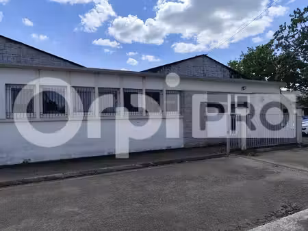 location entrepôt limoges 87000 1185m²