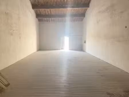 torreilles village bâtisse 240 m2 à rénover avec garage  f