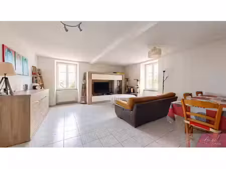 achat appartement 4 pièces 95m² orchamps 39700