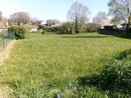 vente terrain 1687 m² à duras (47120)  31 000 €