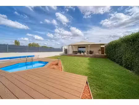 17170 la ronde – longère rénovée – 94 m² – 3 chambres – piscine