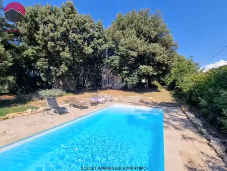villa 4 chambres piscine