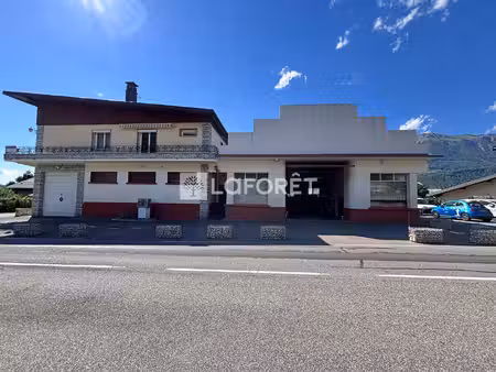 maison 4 pièces à vendre à sainte hélène sur isère - rare sur le marché