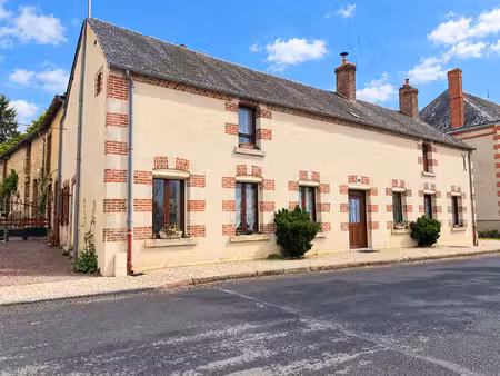 ensemble immobilier avec habitation et ateliers ? villegenon