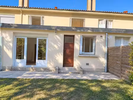 a renover  appartement 2 chs avec jardinet  bergerac