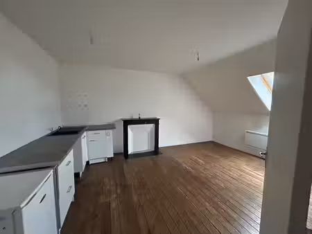 centre ville mortagne appartement 2 pièces 2ème étage