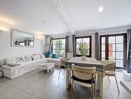 maison t3 saint cyr sur mer meublée