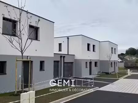 location maison 5 pièces 100 m² à aspach (68130)  1 200 €