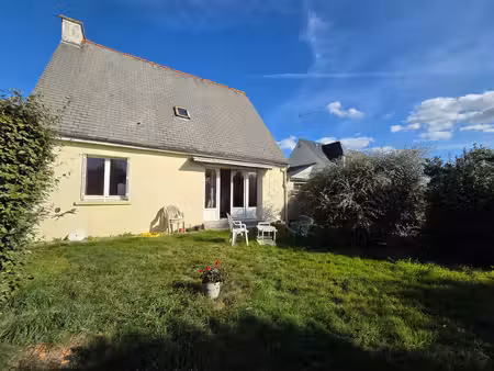 maison avec vie de plain-pied - 5 chambres