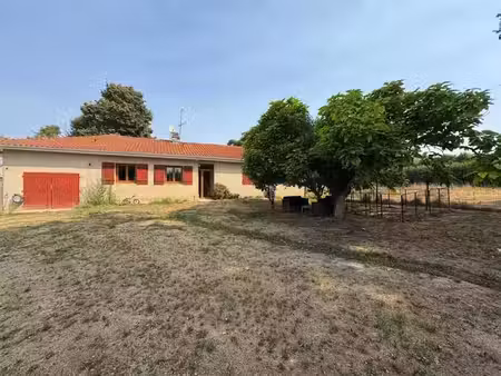 vente propriété 4 pièces 137 m² à aire-sur-l'adour (40800)  262 000 €