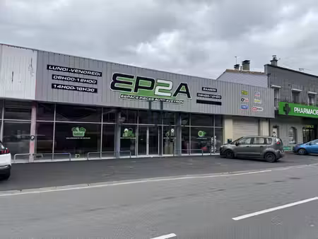 vente deux locaux commerciaux  dépôt  12 garages et parking