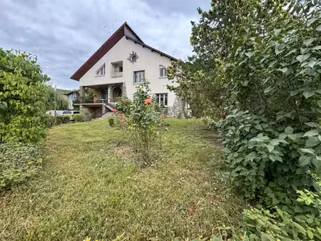 vente maison avec terrain saint affrique  11 chambres