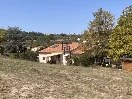 maison individuelle avec garage  dépendances et terrain atte