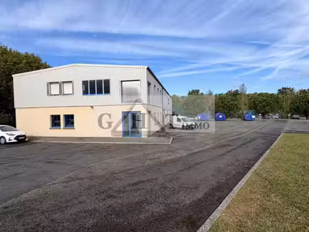 location local commercial
