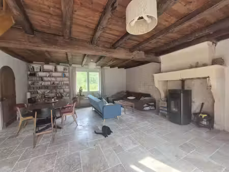 achat maison 7 pièces 152m² st jean d angely 17400