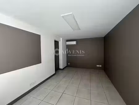 location bureaux narbonne 11100 50m²