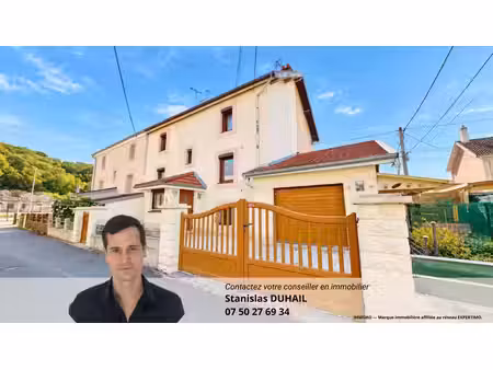 charmante maison mitoyenne f4 avec garage et jardin à mandeure