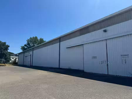 location local d’activités avignon 84000 1410m²