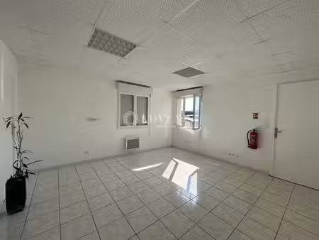 location bureaux coursan 11110 50m²