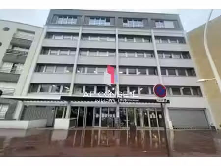location bureaux 289m²