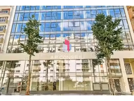 location bureaux 372m² à 4438m²