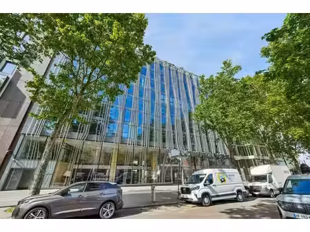 location bureaux 841m² à 1684m²