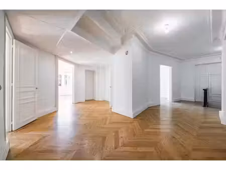 location bureaux 238m²